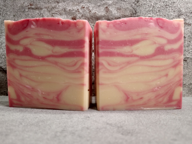 Rosa Wölkchen 05 verkleinert.jpg