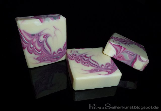 Pinkobello Forum 03.jpg