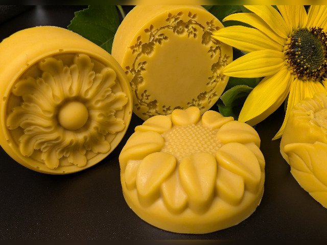 Sunflower 03 v.jpg